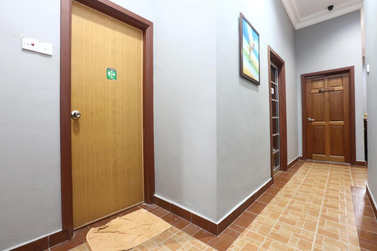 OYO 89523 Villa Sri Mayang Kuala Terengganu Dış mekan fotoğraf